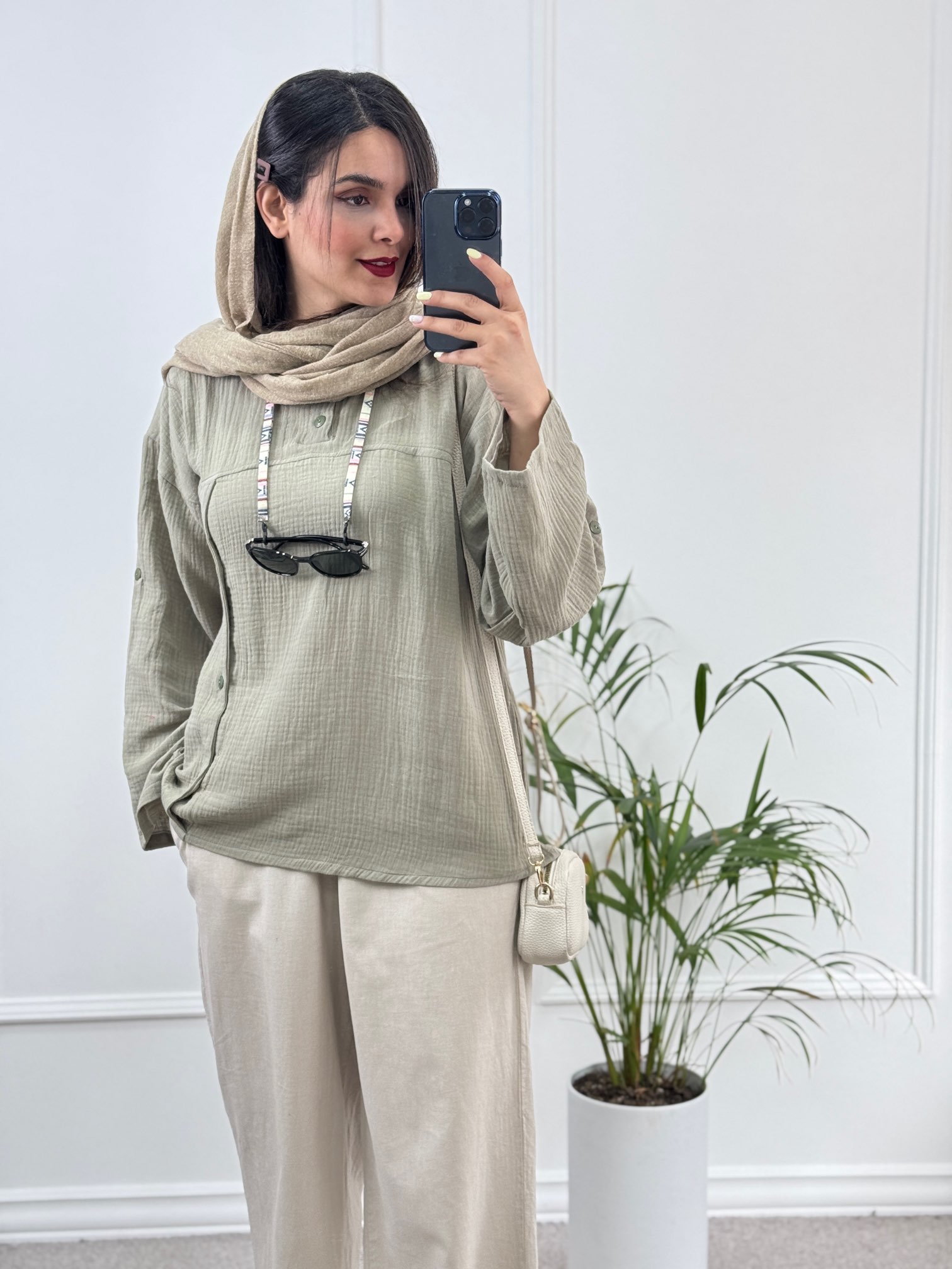 مانتو-دبل-فیس-رِبکا