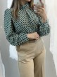 شومیز-یقه-اشکی